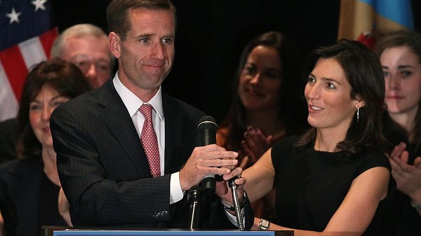 Beau Biden’s Widow Hallie Biden Is Now Dating His Brother Hunter