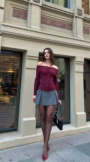 @fashionmodels__24 #follower #followforfollowback #fashionstyle #moda #belleza #fashion #girls #women #womensfashionstyles | Fashion Models