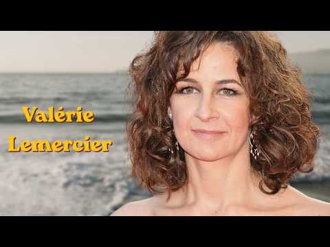 She chose the wrong bikini for the beach and it’s a feast for the eyes | Valérie Lemercier