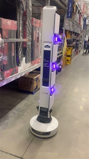 Dakota talking to the Robot Taking Inventory LOL #tennessee #lowes #robot