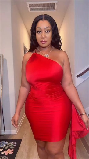 AD: OYS cocktail dress. Grab your holiday dress ladies at the link ❤️ link in comments or comment LINK! #dress #cocktaildress #tiktokshop #explore #fyp | Chryssy VsDream