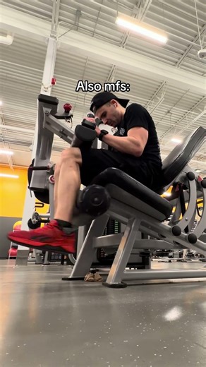 How to do leg curls #hamstrings #legcurl #fitness