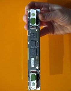 Eye-tracking interface promises hands-free gaming, glasses-free 3D