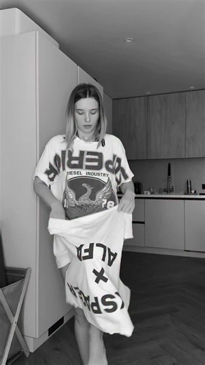 lifestyle | стиль | UGC для брендов on Instagram: "Автомат vs механика? Или история о том, как я сдавала на права 🤣🤌🏼 А вы, с какого раза сдали?😁 Футболка Альфа-банк 😁 Костюм и куртка @manekenbrand"