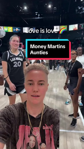 Another Lesbian Love Story in Women's Basketball