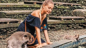 5 Aktivitas Wisata Alam Seru di Indonesia, Mendaki Gunung hingga Menyelam - Tribun Travel