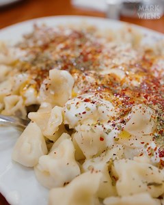Best food in Türkiye - How to make manti dumplings! 📍 Sayla Manti, Istanbul, Türkiye | Migrationology