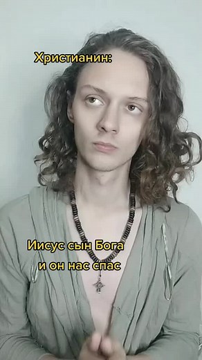 Stylish Outfit Transformations with Curly Hair