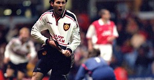 Ryan Giggs: Huyền thoại với những bước chạy xé gió