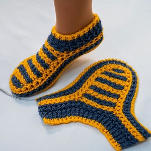 46K views · 3.2K reactions | Knitted slippers are so easy and simple - even a beginner can handle it! | Miarti - Crochet and Knitting | Facebook