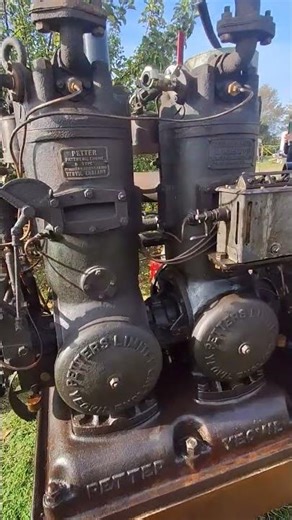 Twin cylinder Petter S type hot bulb 2-stroke and the fantastic Petterfest.