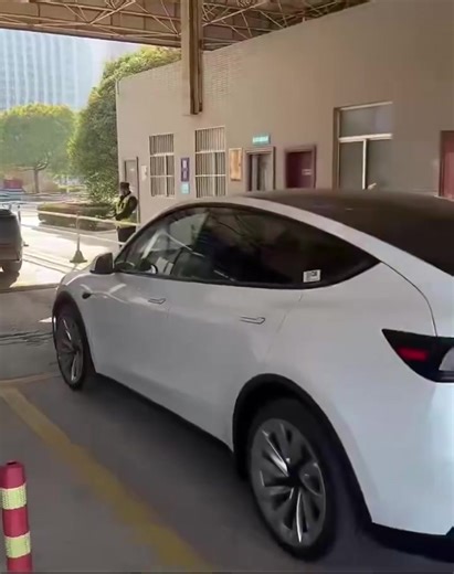 Tesla License Plate Demand Surges in Hefei
