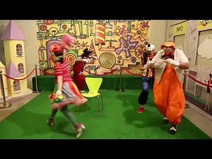 Experienced Slapstick Clown Theatre 'KKDU!' - (Kiev)