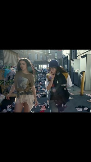 BILLIE EILISH | “GUESS” SONG & VIDEO OUT NOWWWW :PPPPPPPP fuckin love u so much @charli_xcx thank u for letting me be a part of dis😛😍 (love u dearly twin)... | Instagram