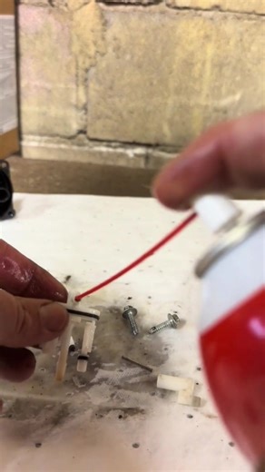 Starts and dies…..#smallenginemechanic #carburetor #smallengine #smallbusiness #fyp | Small engine repair shop