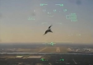 Video shows US Navy T-45 jet crashing after hitting bird