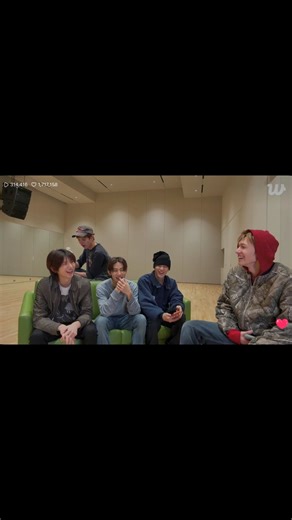 CORTIS on Instagram: "coer: how to pronounce ‘COER’? them: 😆 from weverse live 251125. #CORTIS #코르티스"