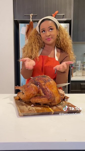 Cajun Butter Turkey 😋 this was a labor of LOVE #thanksgiving #turkeyrecipe #thanksgivingrecipes