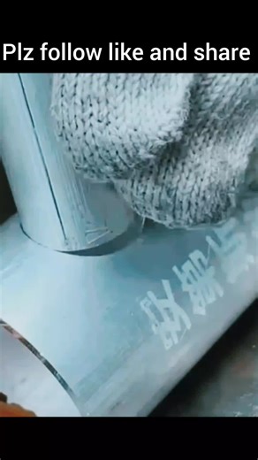 Understanding Leg Shaking After Creaking Sounds