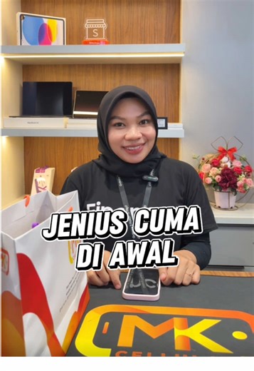 Awalnya kelihatan jenius. Gayanya meyakinkan banget. Begitu masuk hitungan asli, kalkulator turun😭🤣 👉 Lagi hitung budget HP? Langsung mampir ke MK Cellular Bosku. Alamat Toko: 📍MK CELLULAR Plaza Medan Fair, Jln. Gatot Subroto, Lantai 4 Tahap 4, No. 272-277 (sebelah eskalator Bioskop Cinepolis), Medan Petisah, Kota Medan 📍MK CELLULAR MMTC, Komplek MMTC Pancing, Jln. Williem Iskandar/ Pancing, Blok P No. 40 (Acuan di Google Maps: MK Cellular MMTC), Kota Medan 📍MK CELLULAR Komplek J City Jln.