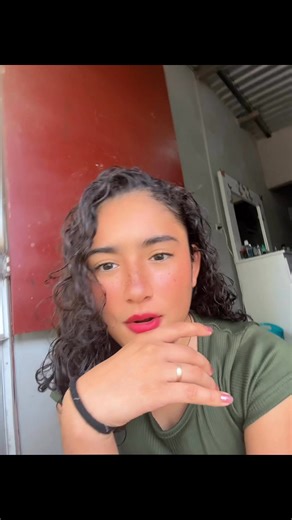 Ya viste rápido te asustaste 🤣 | candy brey