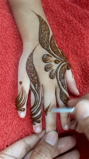 Simple Arabic mehedi Design #mehndi #henna #dubai #style #fashion #song #mehandi #farheenscreation