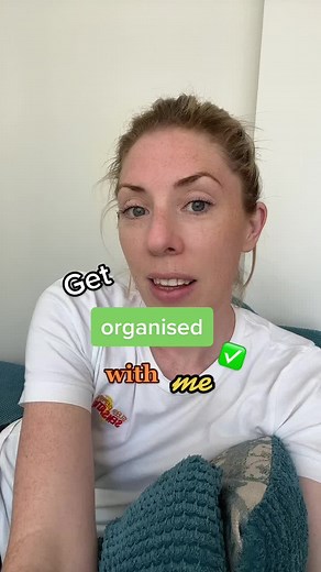From a former #babysitter treat them well! #organisation #grwm #organisedmum #babysitting (ps dont mind my weird eye lashes at the end, leftover false eyelash glue!)