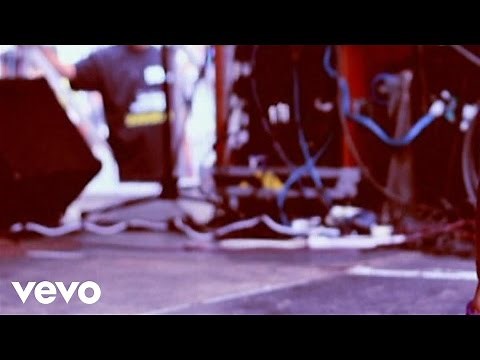 V V Brown - VV Brown Intro 1