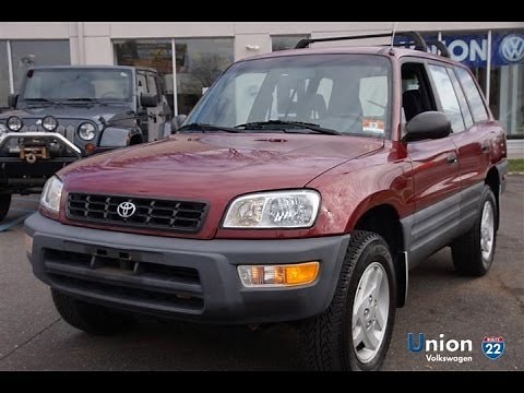 1999 Toyota RAV4 Vehicle Overview