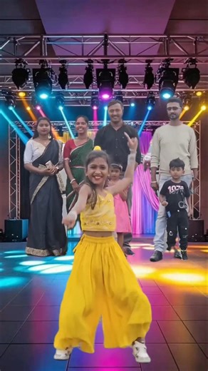 Na Na Re 💃 Cute Dance Moves That Will Make You Smile! 👌😃#dance​ #shorts​ #viralshorts​#panjabi​ song