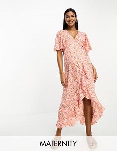 Vero Moda Maternity wrap front maxi tea dress in ditsy floral | ASOS