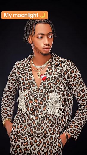 Captivating Moonlight Video Edits with CapCut