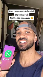 Passo a passo para ocultar e acessar conversas trancadas: 1. Trancar a conversa: • Abra o aplicativo de mensagens. • Pressione e segure a conversa desejada. • Selecione “Trancar conversa”. • A conversa será movida para a lista de Conversas Ocultas. 2. Configurar a ocultação das conversas trancadas: • Acesse a seção Conversas Trancadas. • Vá em Configurações. • Ative a opção “Ocultar conversas trancadas”. 3. Criar e salvar um código secreto: • Crie um código secreto para acessar as conversas ocul