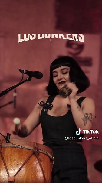 Los Bunkers en Gira Acústica al Movistar Arena