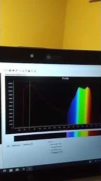 Diffraction grating with color filters