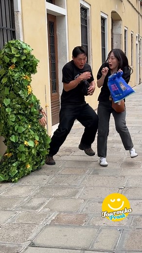 1.3M views · 60K reactions | Best Bushman Reaction Venezia #incredible #laughing #bushmanprank #fypシ゚ #funnyvideos #comedy #prank #funnyposts #viral | Tourmeka | Facebook