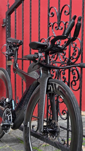 The Bike Settlement on Instagram: "Nothing transforms a ride like fresh SRAM Red on the Cervélo — it’s instant power, precision, and pure speed. This upgrade wasn’t just new parts—it was a whole new ride. Thanks Mr N for the Trust ✌🏻 #sram #sramred #thebikesettlement"