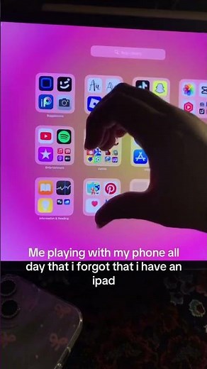 Im a ipad and phone kid🥀 #tocagohar #ipadpro#ipadkid#tocaipad#tocaboca#aesthetic #fyp