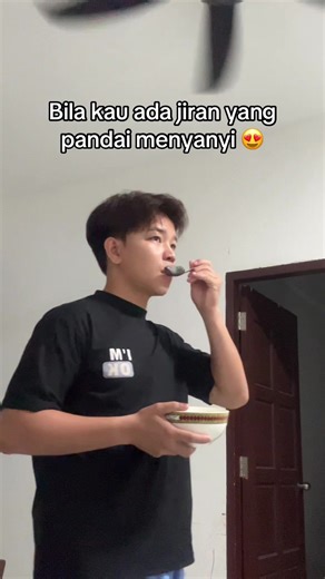 Cikgu Dengan Suara Merdu: Ku Juga Mencintai Dirimu