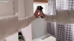 Suction Cup Hooks for Door Wreaths, No Drill Suction Cup Hooks for Shower Over The Front Door Hooks Fireplace Stocking Wreath Hanger, Removable Towel Hooks for Glass Window Bathroom Mirrors, 4 PCS