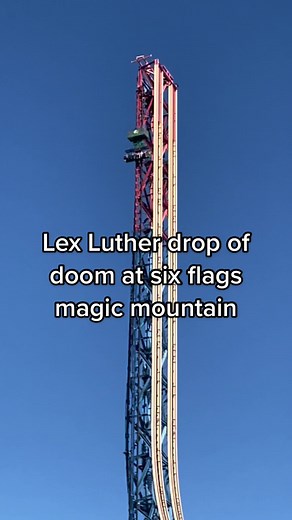 Thrilling Lex Luthor Drop of Doom Roller Coaster at Six Flags