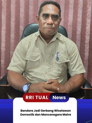 Setiap wisatawan yang mendarat di Maluku Tenggara akan langsung disambut nuansa lokal di Bandara Karel Sadsuitubun, gerbang utama yang menjadi wajah pertama pariwisata daerah. Plt Kepala Dinas Pariwisata Maluku Tenggara, Budhi Toffi, menekankan pentingnya kesan pertama untuk menarik minat wisatawan domestik maupun mancanegara Baca Selengkapnya: https://rri.co.id/tual/wisata/2096018/bandara-jadi-gerbang-wisatawan-domestik-dan-mancanegara-malra Dapatkan informasi terkini dan terpercaya hanya di RR