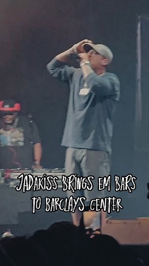 When @Jadakiss 🐐hits the stage, it’s always different! The NY legend popped out at the @KeyshiaCole concert tonight and reminded everybody why he’s top 5 dead or alive. That voice, that presence: iconic. 🎤💯 | Power 105.1 FM