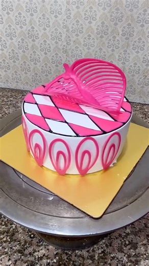 New Cake Design Tutorial #cake #cakedecoration #trending #viral #cakedesign