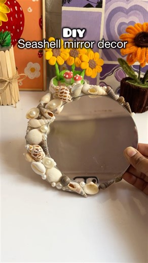 Diy seashell mirror decor 🧿🩷 #craft #craftideas #satisfying #mirrorart #homedecor #painting #art