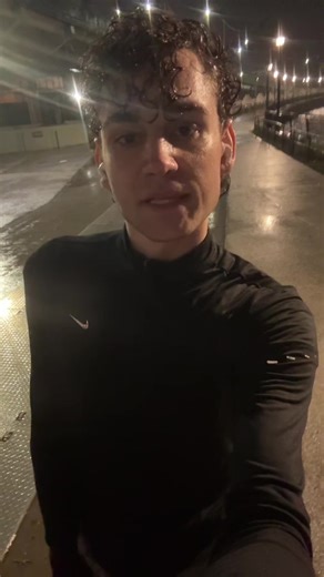 This instagram live will forever and always be the blueprint | you can tell they're overlined