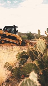 Strength of the Skidsteer. Credit: Caterpillar Tinaja Hills Demonstration & Learning Center (THDLC) #Pilebuck #EandCmedia #heavymachinery #heavyequipment | Equipment & Contracting