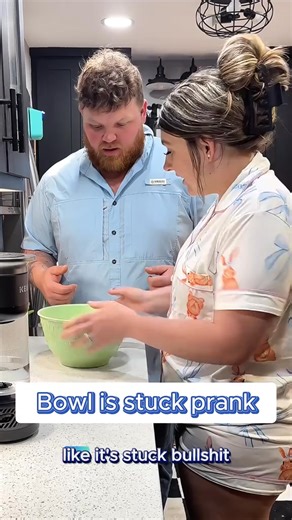 Bowl is stuck prank 😆😆#fun #scareprank #family #fyp #challenge #couple | Prank LOL USA