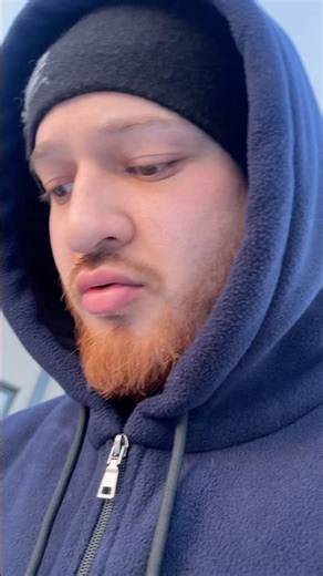 How to clean a frozen windshield with a plastic card #1