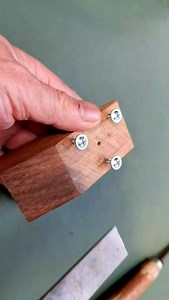 how to sharpen a chisel to razor sharp #sharpen #chisel #sharp #razor #howto | Yahya Shahxad